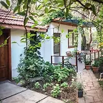Casa de hóspedes Arya